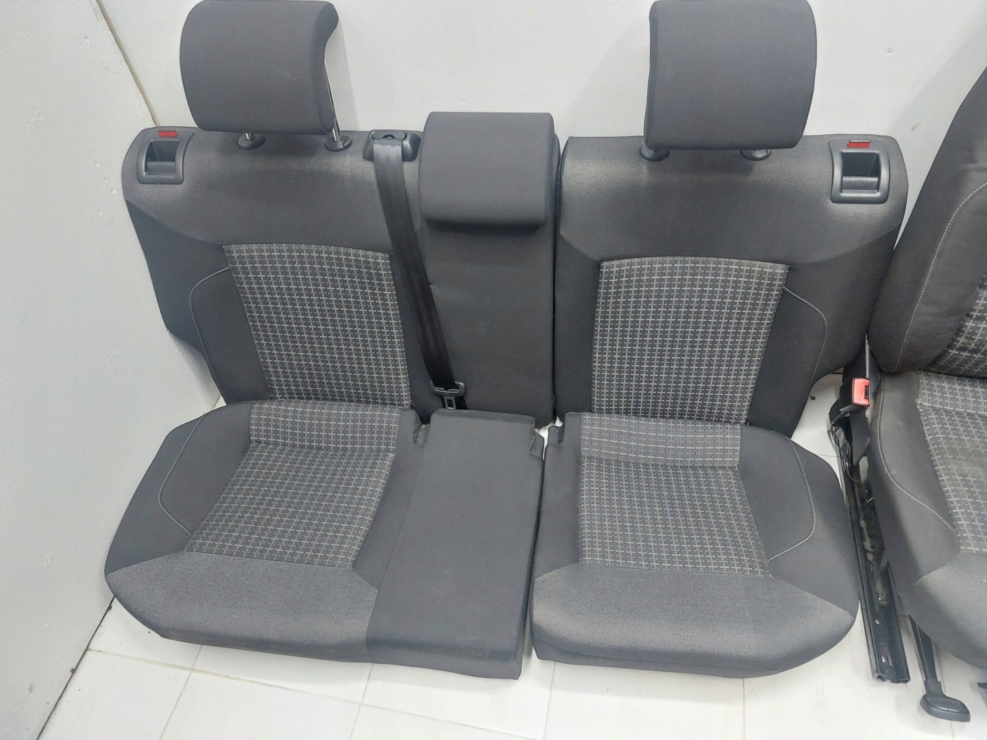 VW POLO V 6R 6C 3D Sitz KOMPLET EUROPA