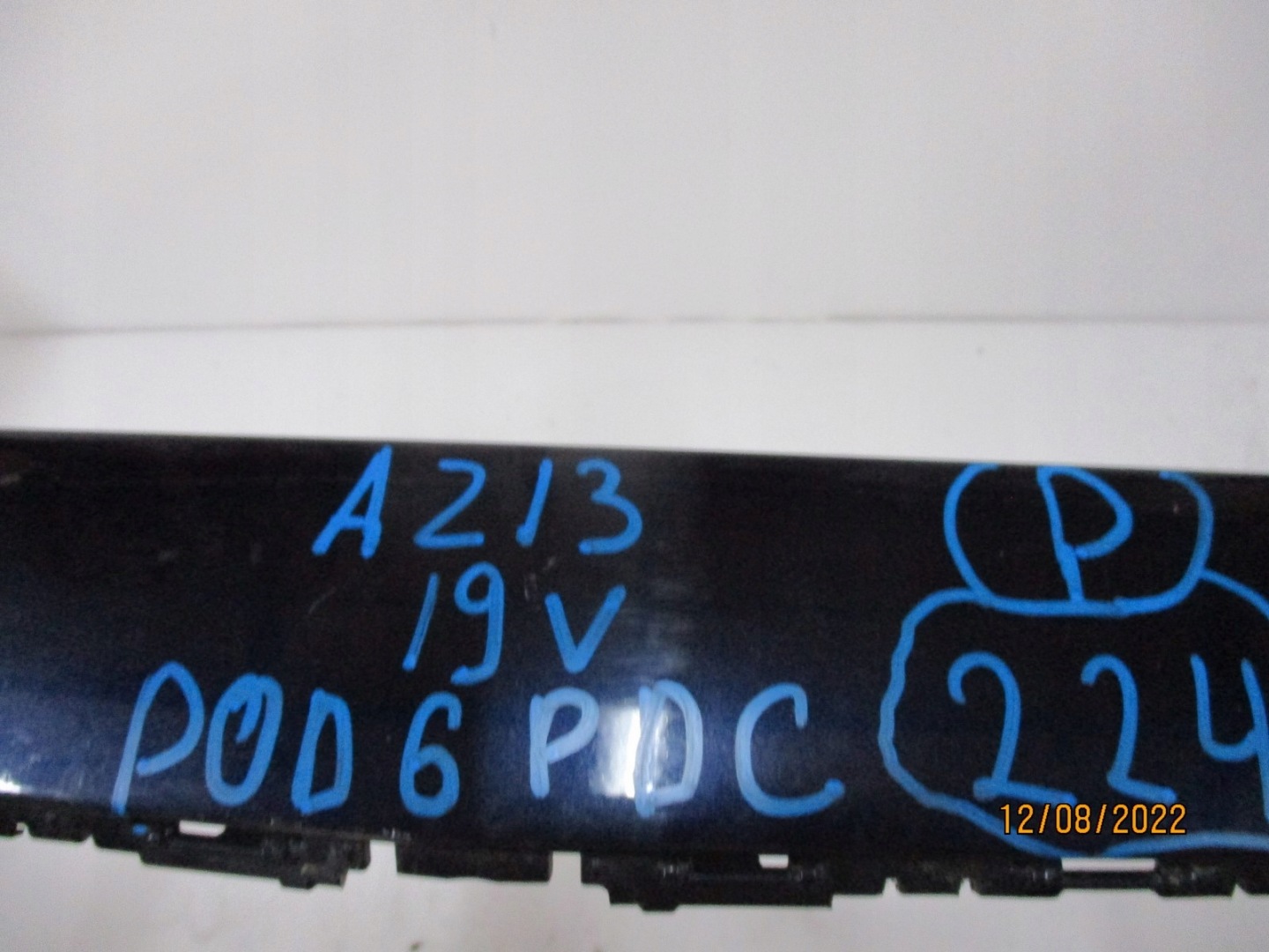 bumper MERCEDES E KLASA A213 A2138850238 6 PDC
