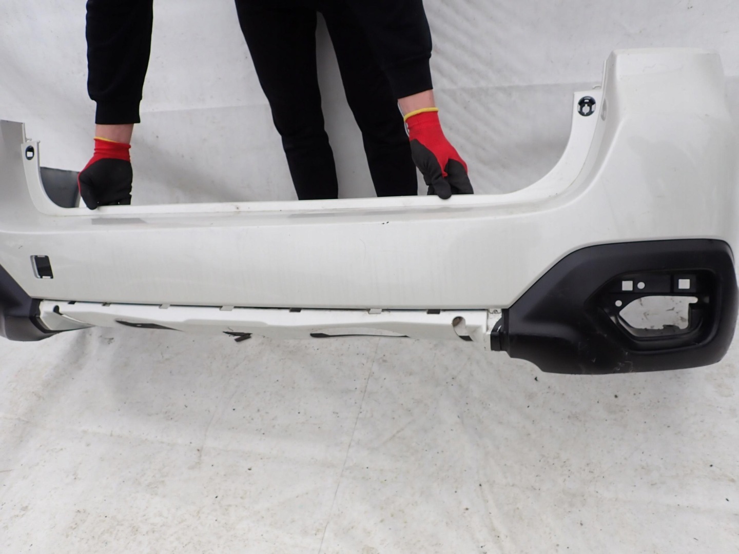 SUBARU LEGACY OUTBACK 15- bumper rear part rear