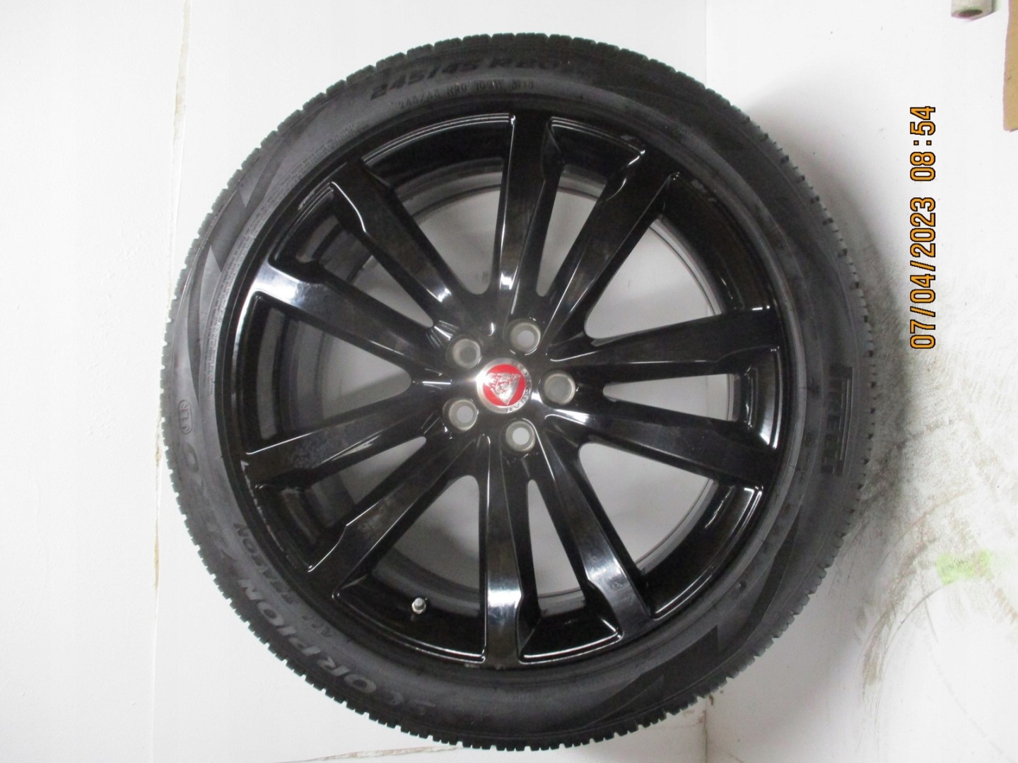 wheels discs tyres JAGUAR E PACE R20 7mm M+S