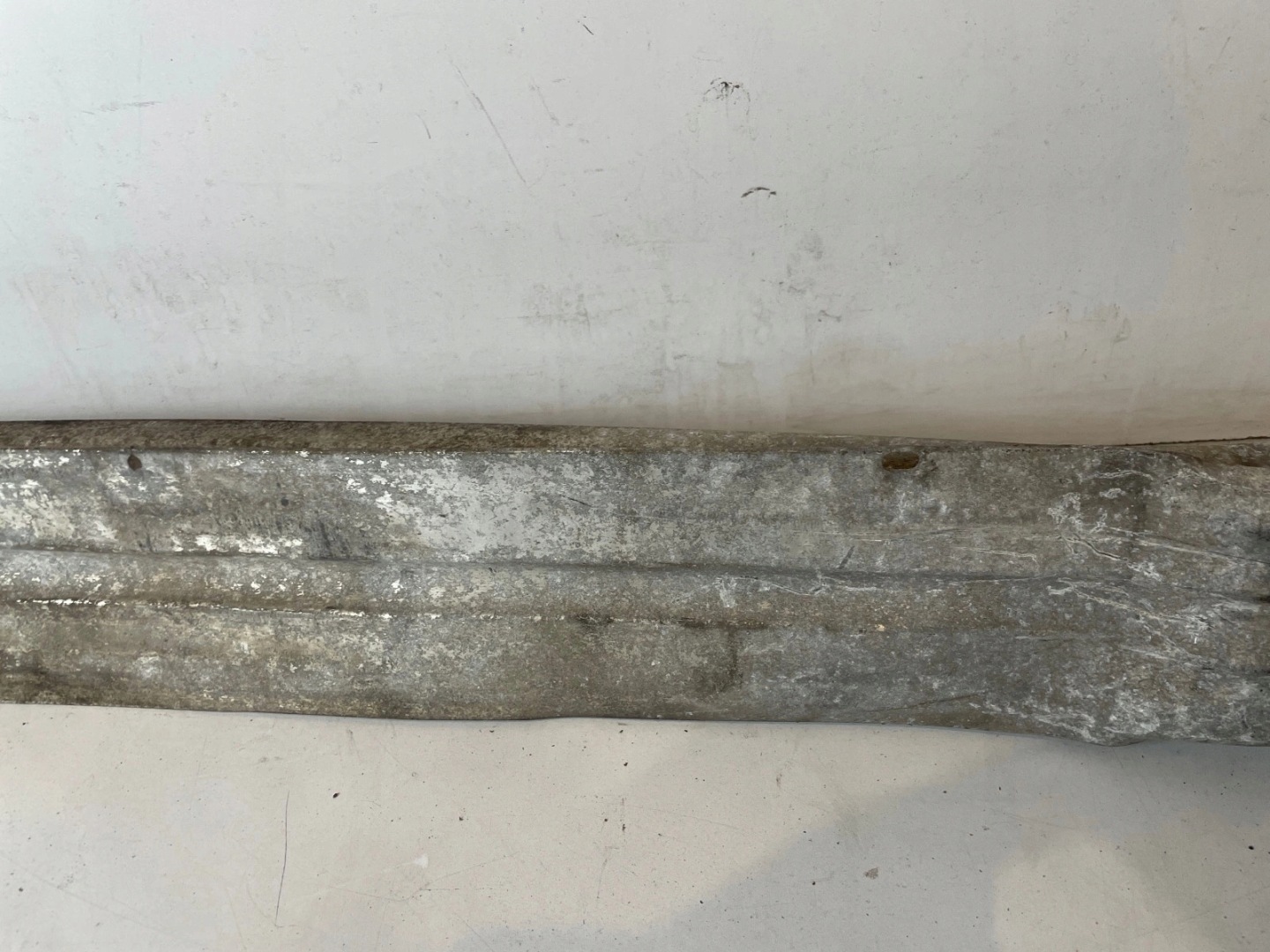 sider pillar of a bumper front front Audi A4 B8 A5 8T