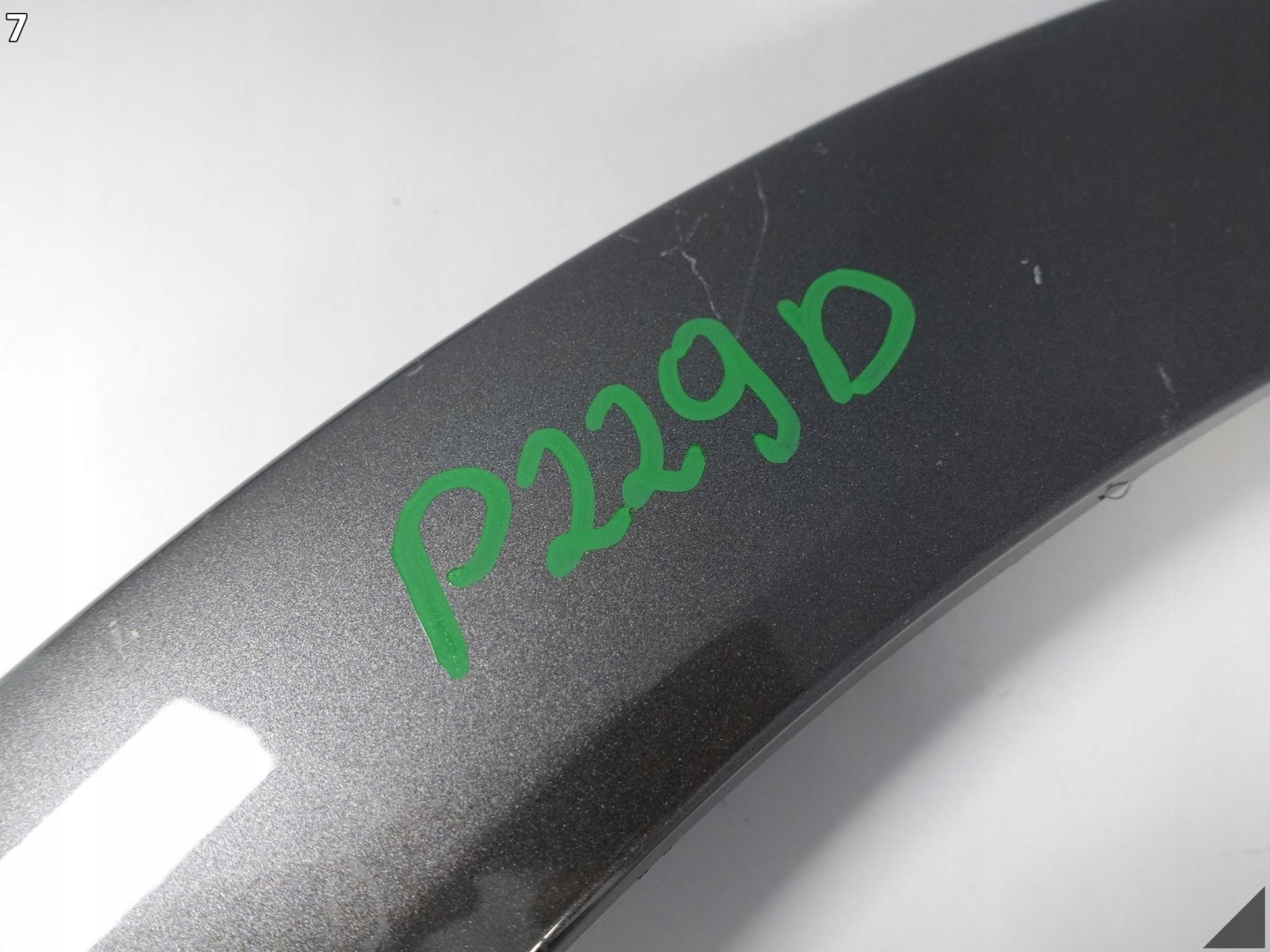 PORSCHE CAYENNE III GTS E3 9Y0 18- moulding for fender left front M7Q