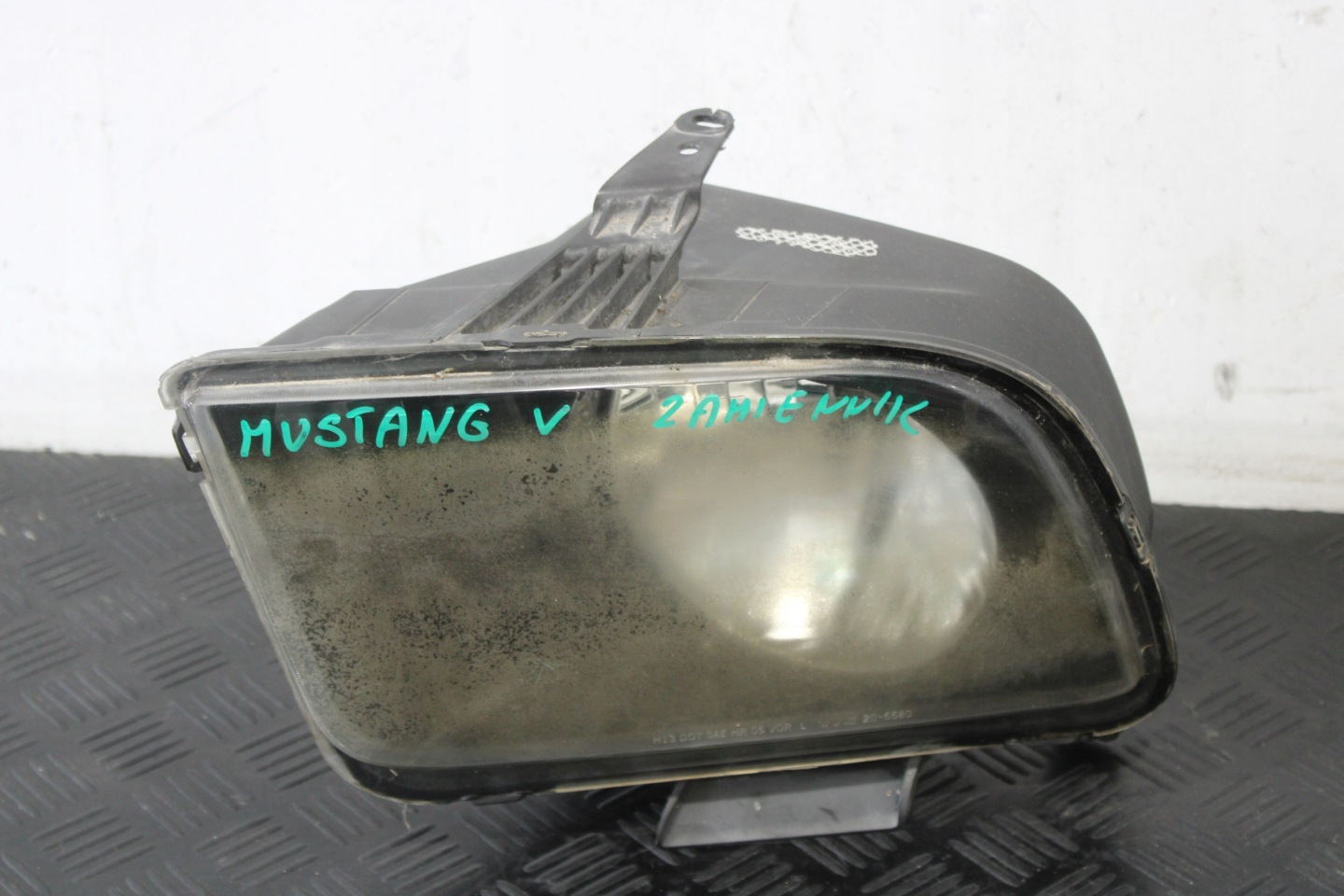 light left front FORD MUSTANG V 5