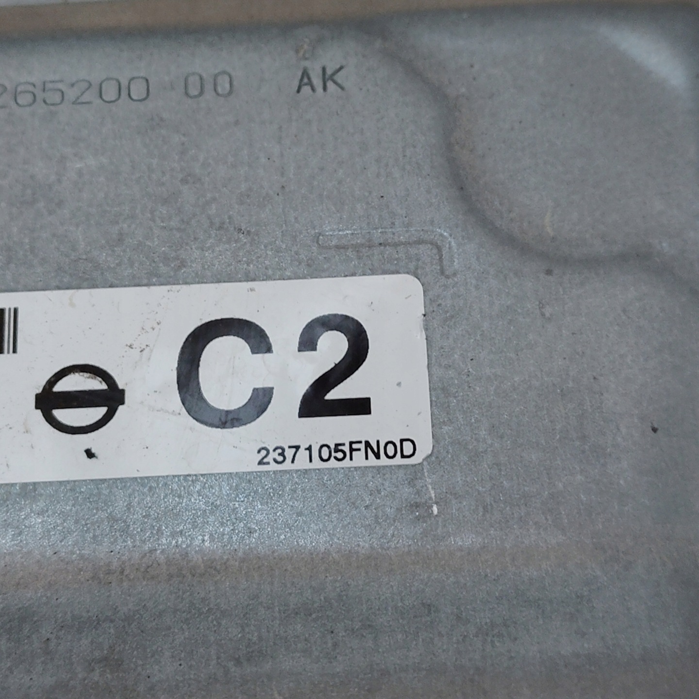 computer of the engine NISSAN 237105fn0d