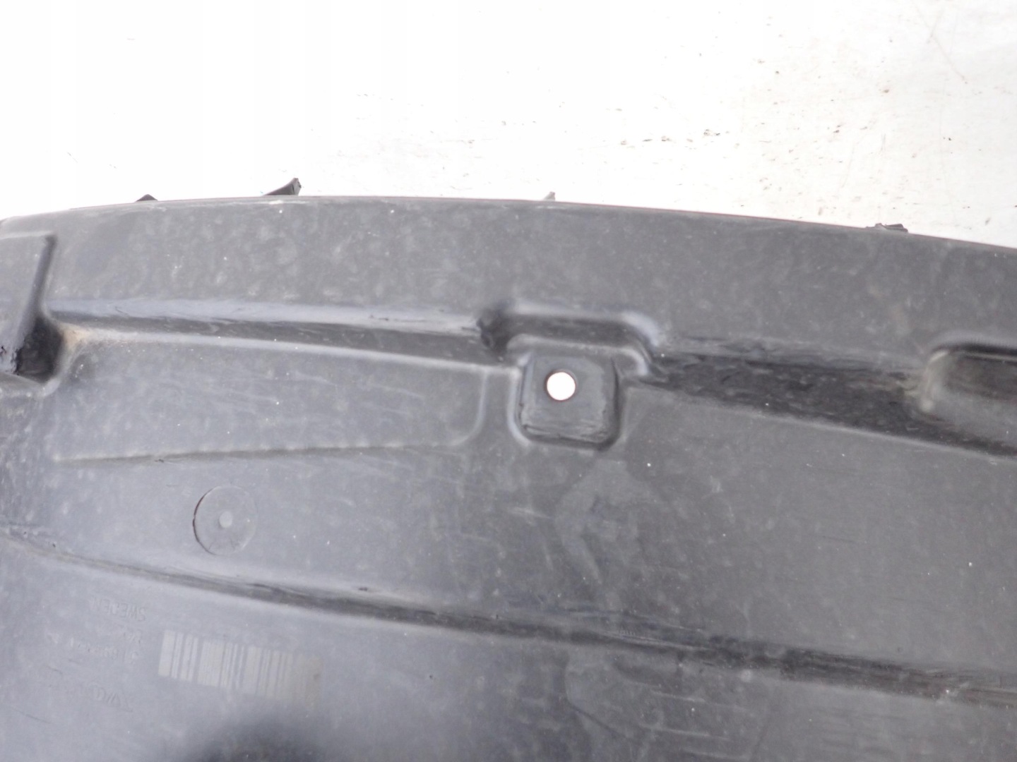 VOLVO XC60 II 2 17- mudguard front front right