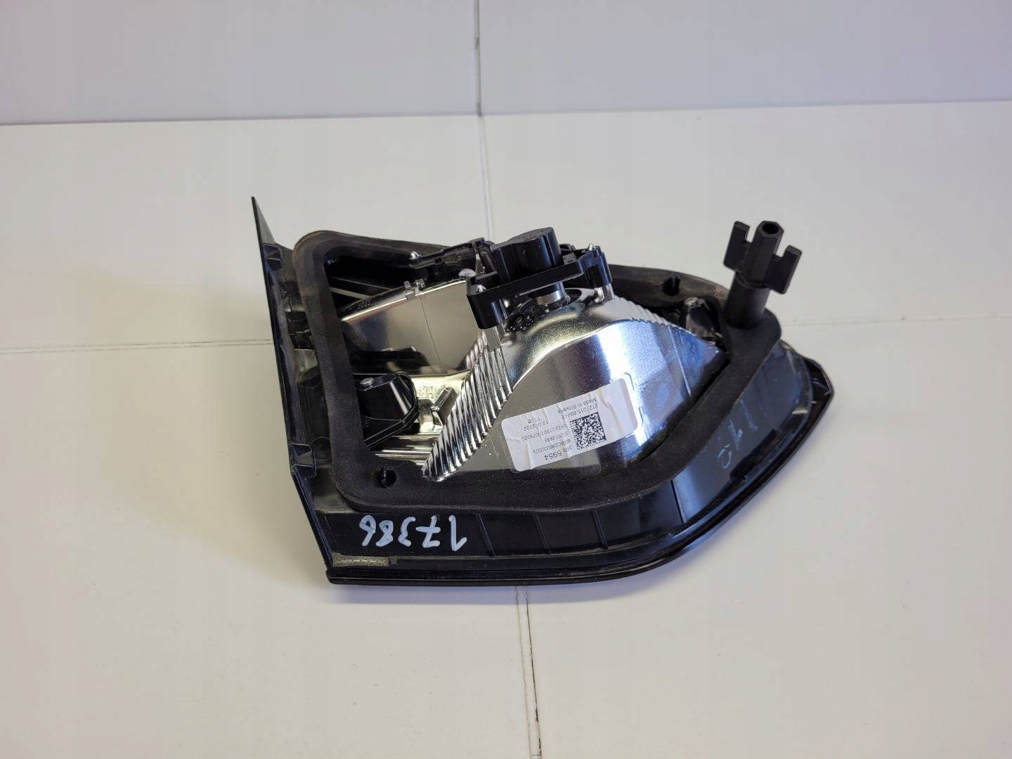 light rear right side Opel Crossland X 2019 39235953