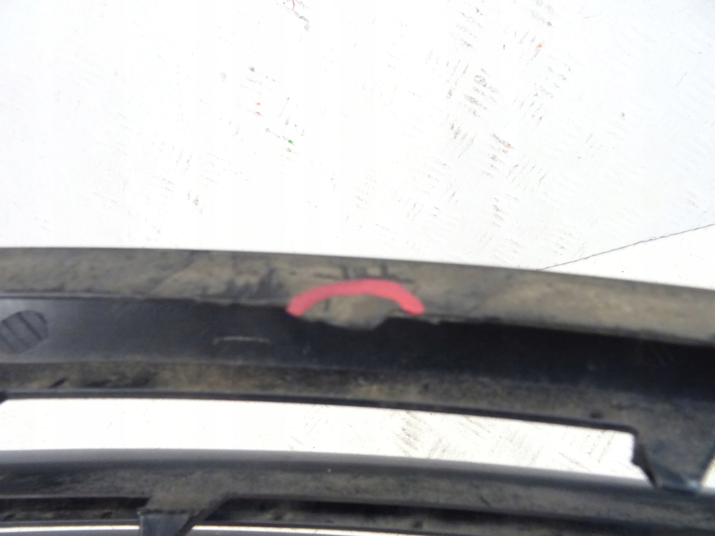 grid of a bumper front front left AUDI Q3 8U LIFT S-LINE 8U0807681K