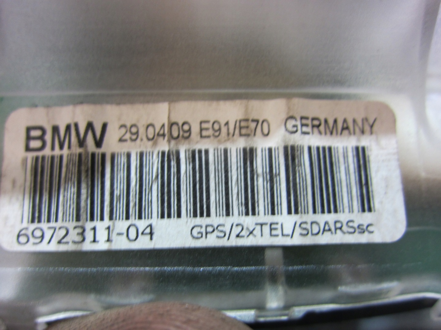 BMW E70 3.0Si X5 ANTENA dach GPS 6972311