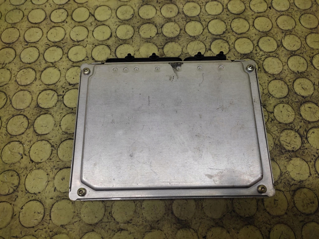 AUDI A6 C5 control unit of the engine 0261204807