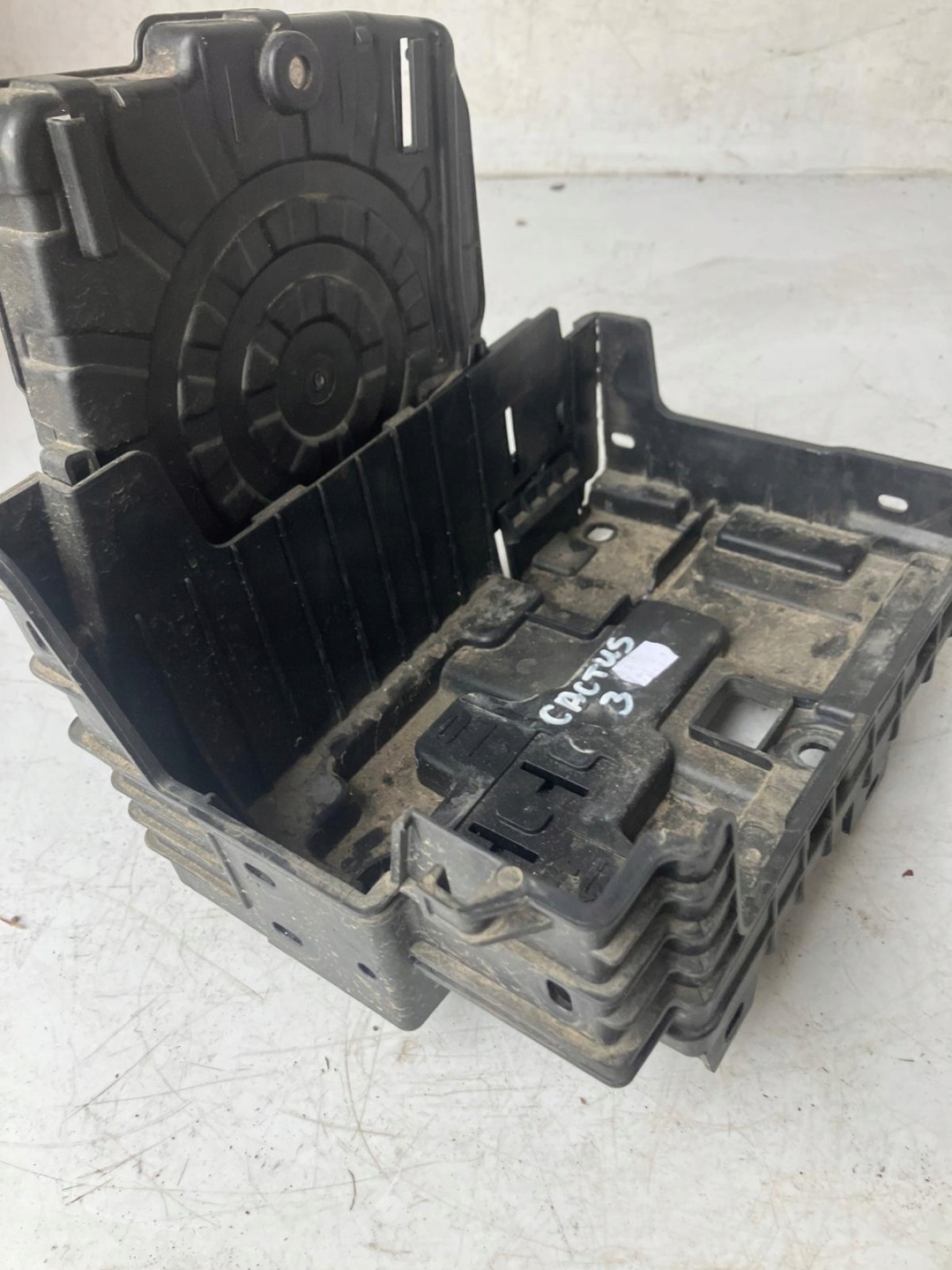 držač akumulatora CITROEN C4 CACTUS 9676054080