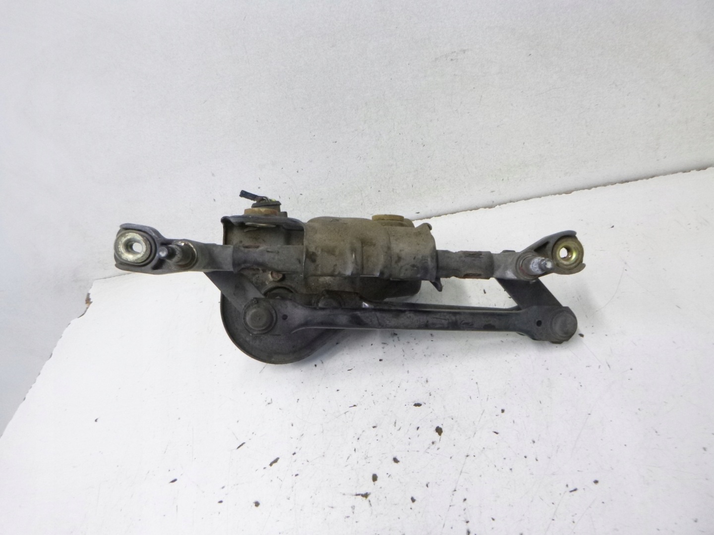 wiper mechanism front Volkswagen FOX 2006r.
