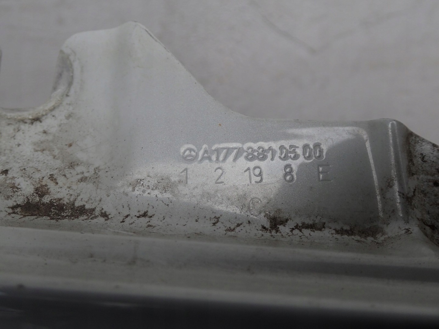 fender left front front MERCEDES A KLASA 177