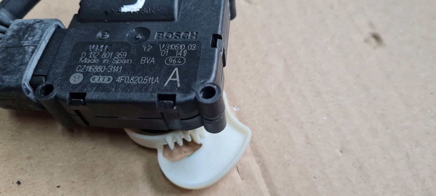 A6 C6 LIFT Micro moteur Bouches buses Bloc de chauffage complet de chauffage 4F0820511A