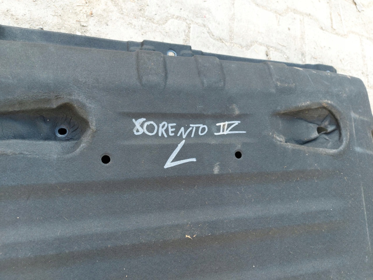 Kia Sorento IV 4 cover cover chassis left lower 84217-p2000
