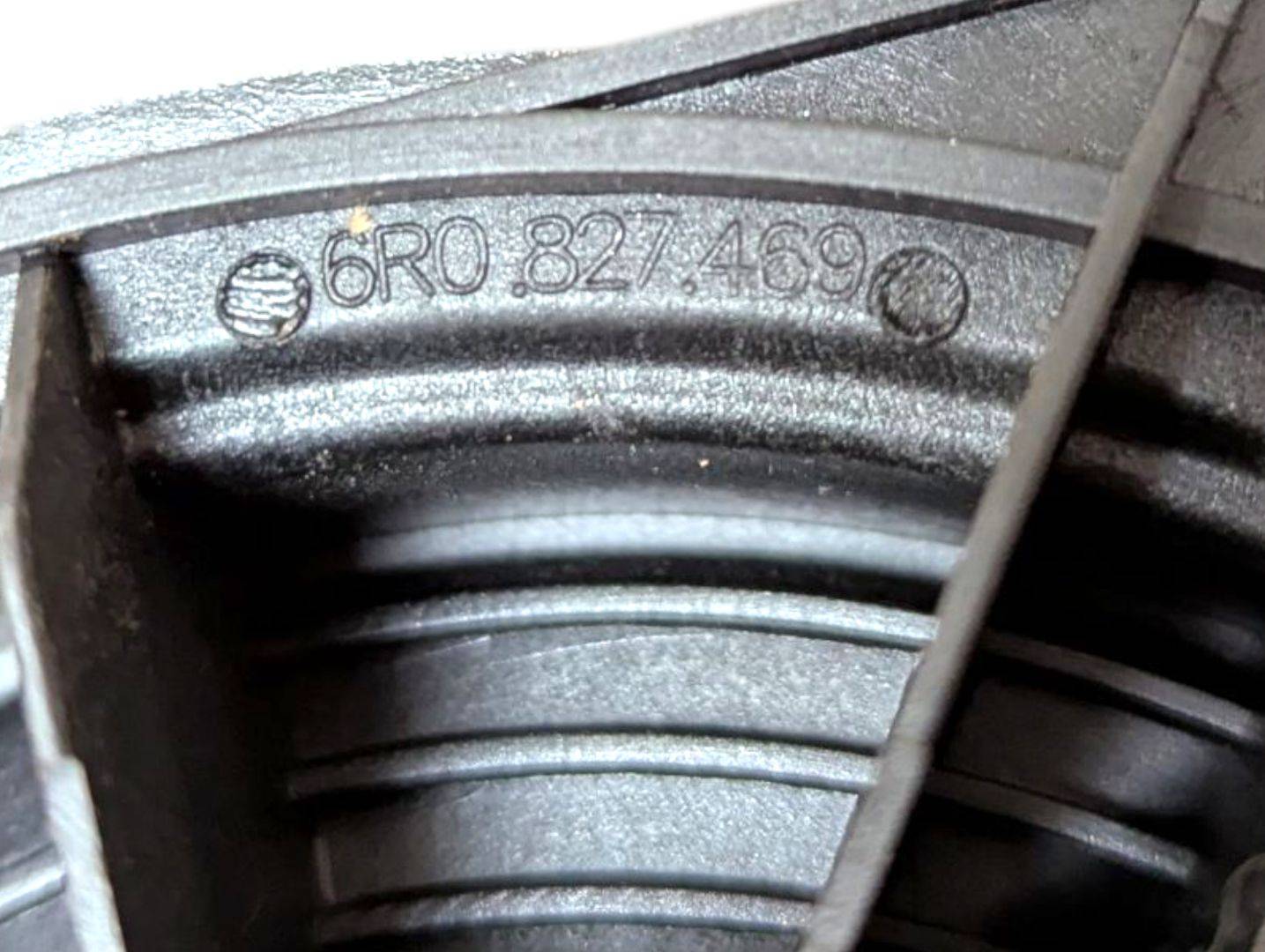 handle bonnet boot Volkswagen Golf 6 2010 3C5827469E