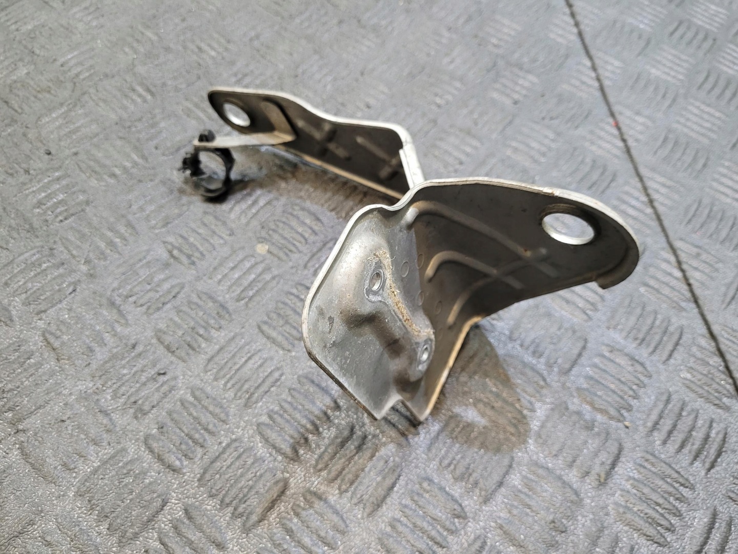Support plaque Console OBUDOWY 50533734 ALFA ROMEO GIULIA 2.2 D