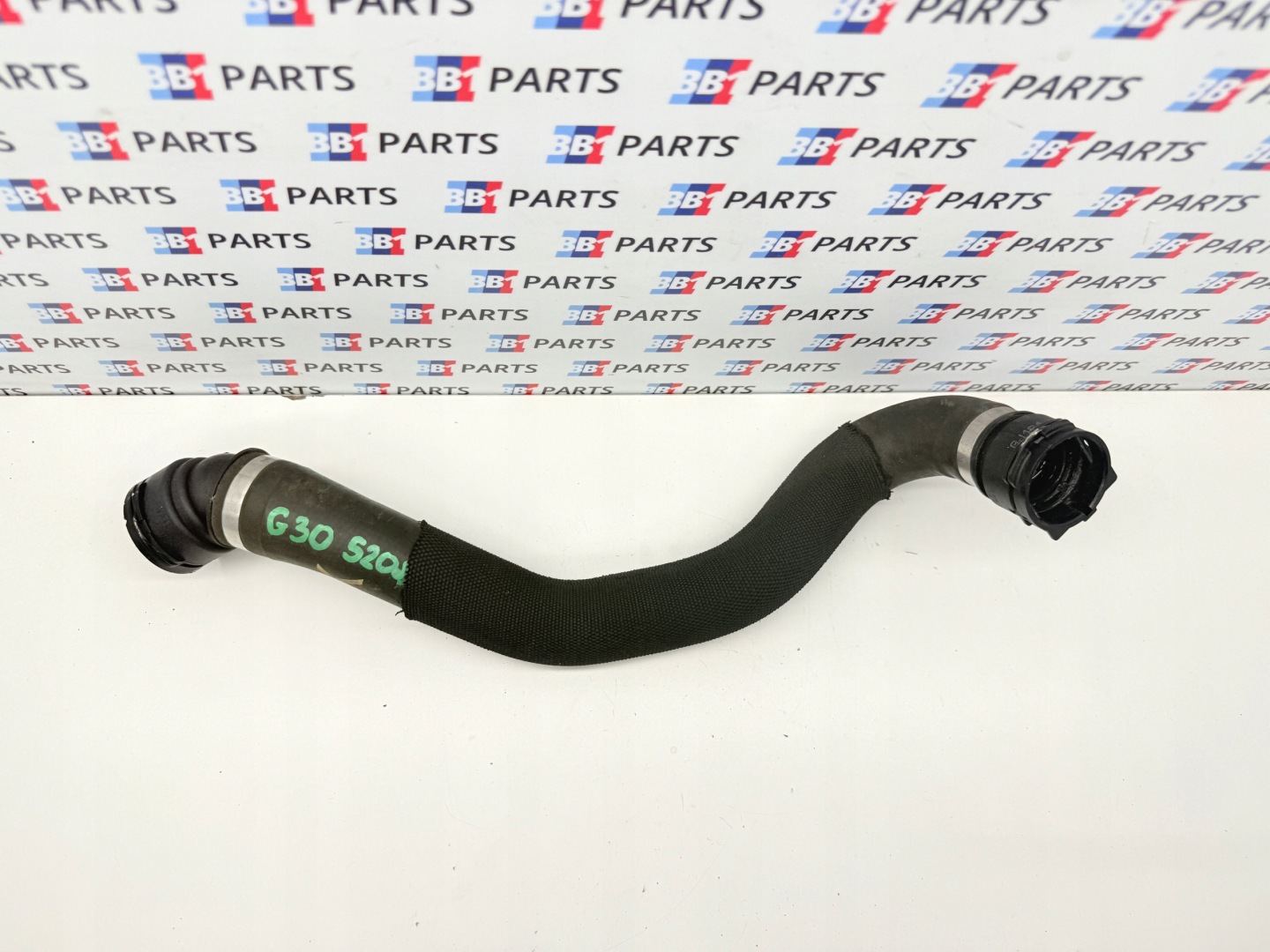 BMW G32 G30 G31 crijevo prijenos vode 520D 518D 8581029