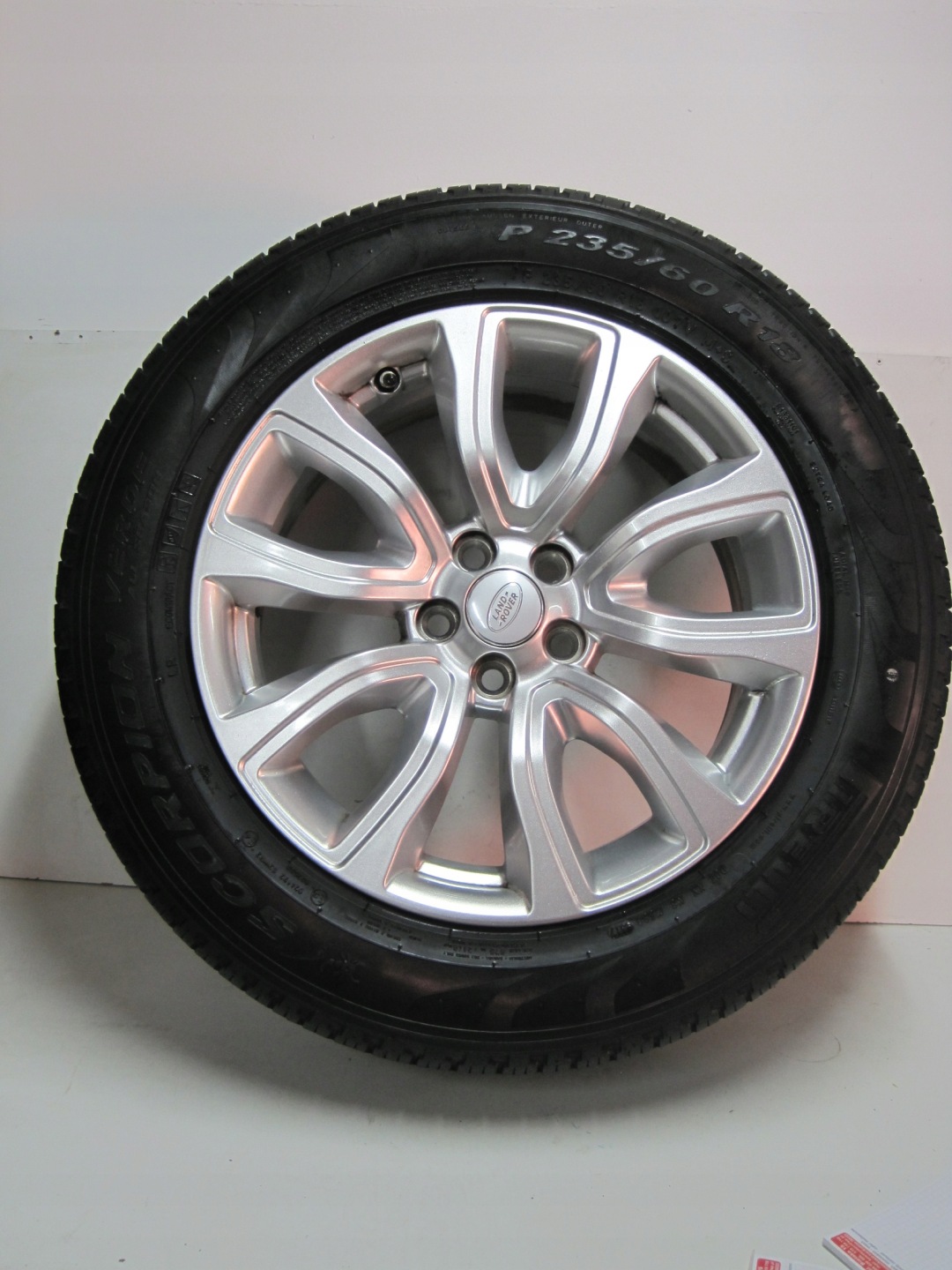 wheels discs tyres Range Rover Evoque R18 5MM M+S