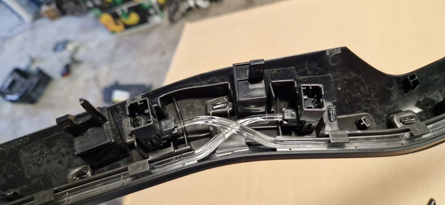 Moulage LED Console SKODA OCTAVIA IV 4 5E4853192C