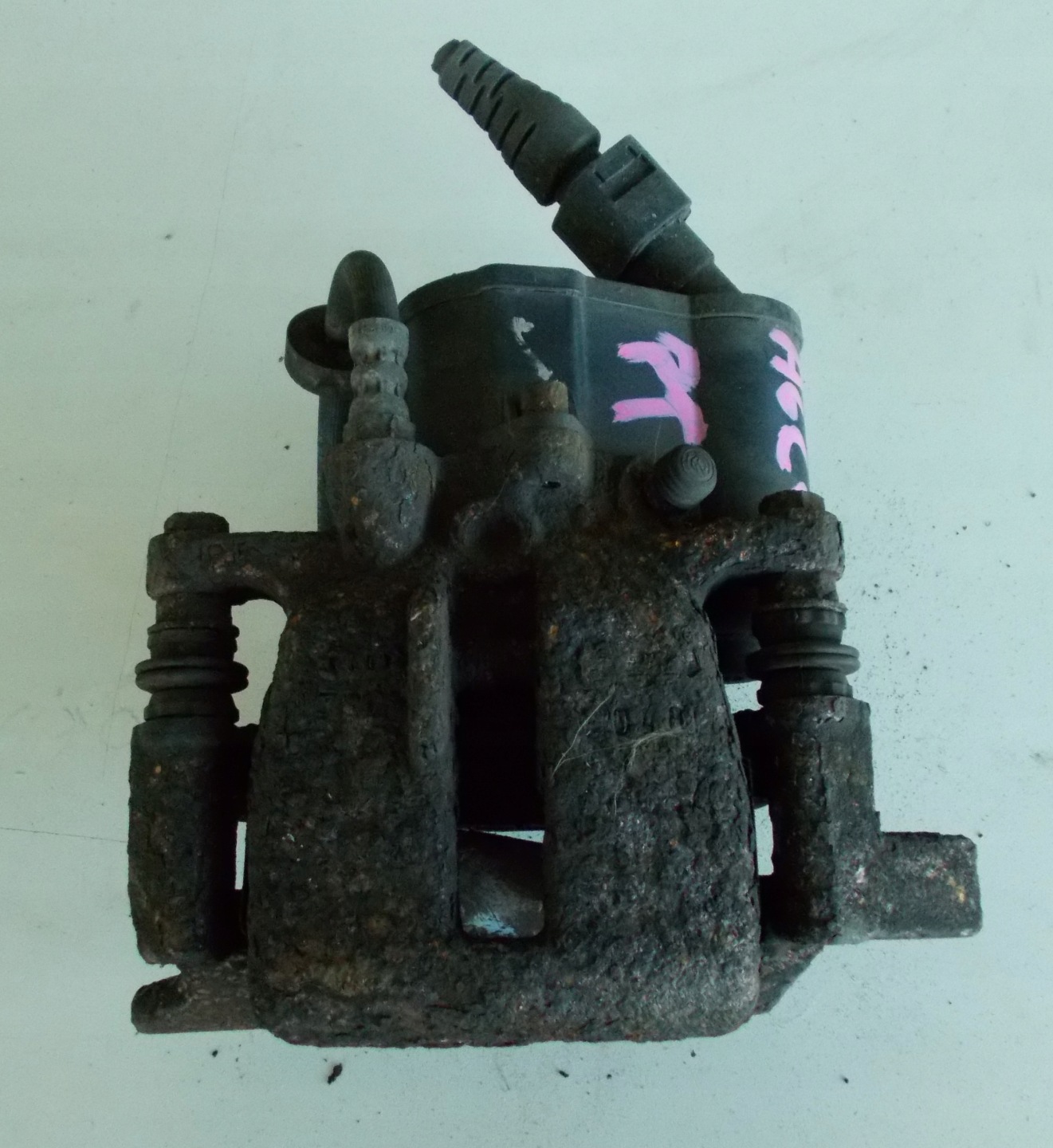 AUDI A6 C6 06R 2.7 TDI caliper brake right rear part