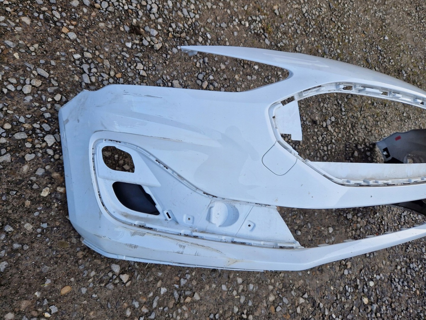 FRONTSTOSSSTANGE FORD FOCUS IV LIFT 2021R->