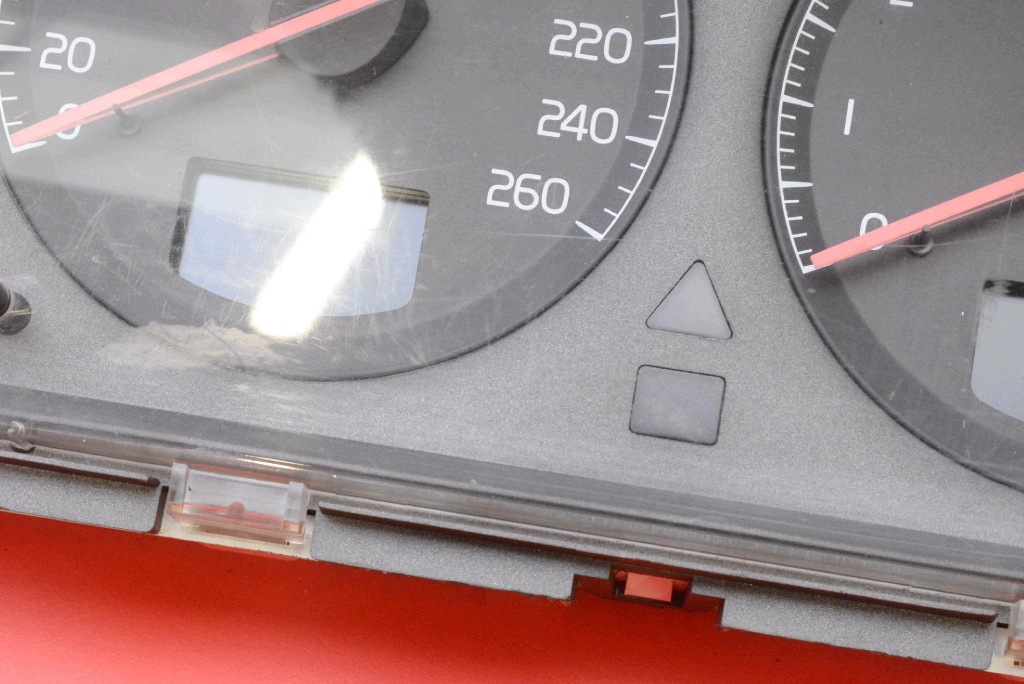 dials dials AUTOMAT EU 9499668 VOLVO S60 1 and 2.4 B 140 KM 00-04