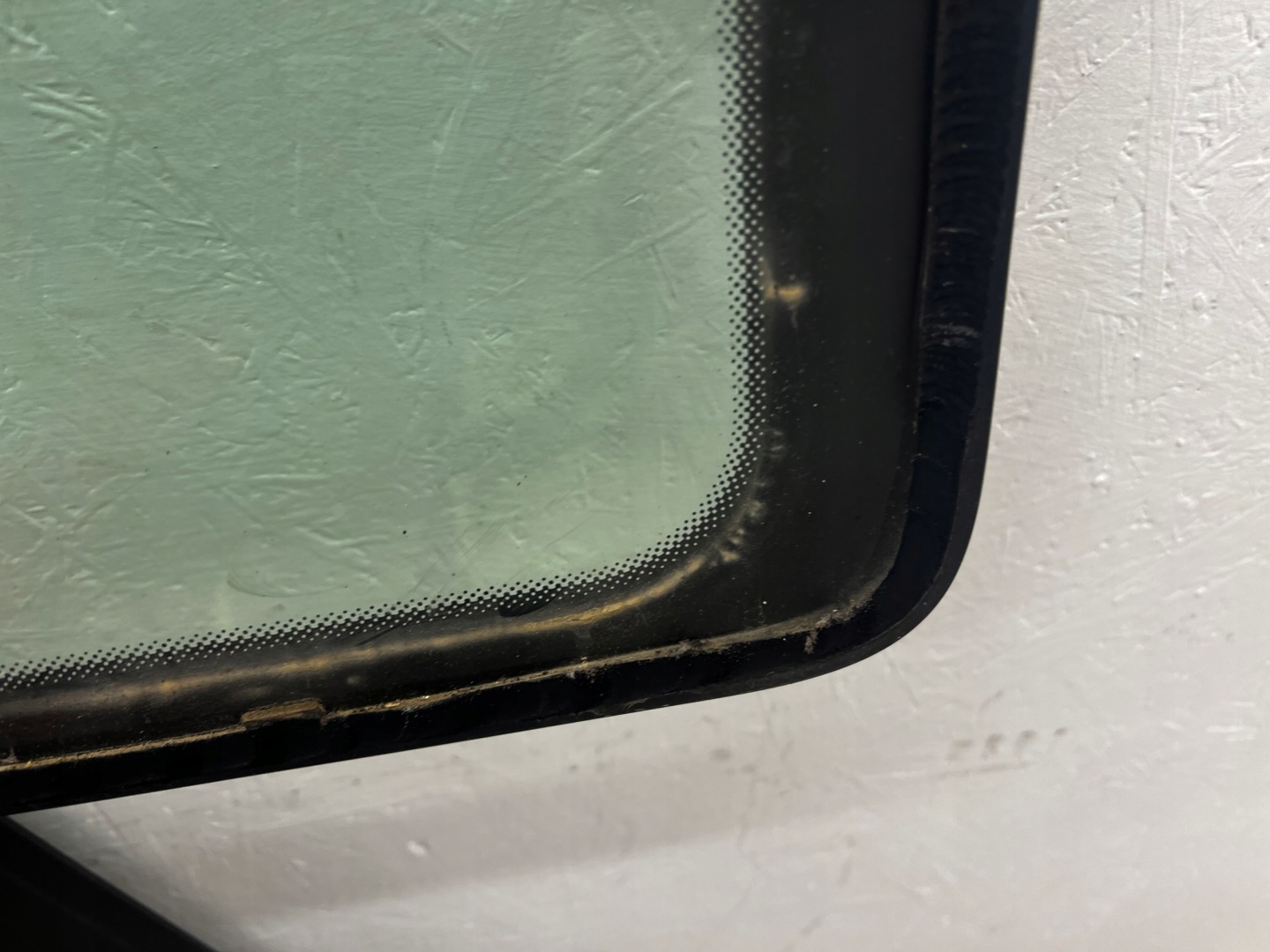 window bodywork left central VOLKSWAGEN TRANSPORTER T5