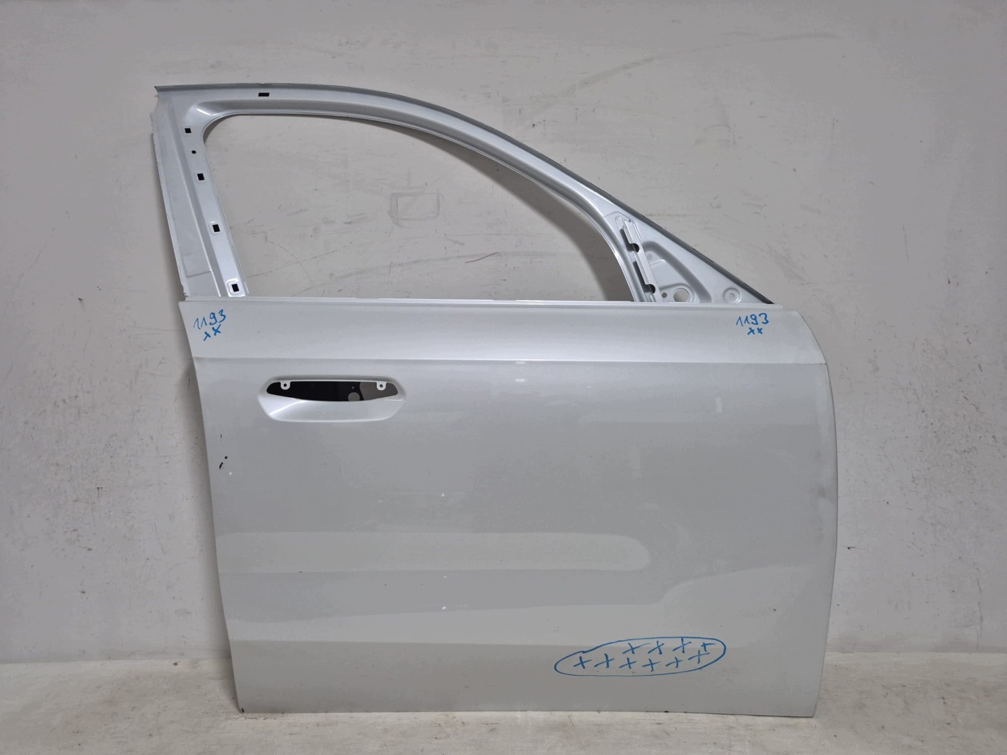 BMW X1 U11 22- door right front front