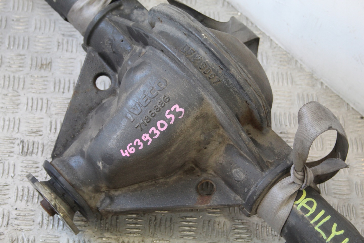 differential diff axis rear part IVECO DAILY IV 4 46393053