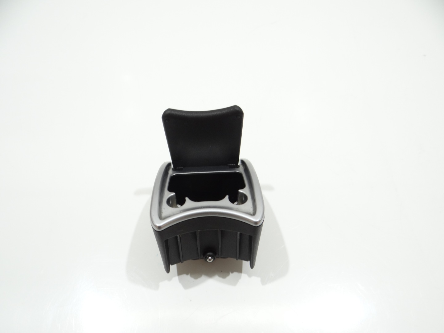 Cendrier BMW F07 GT 9181379