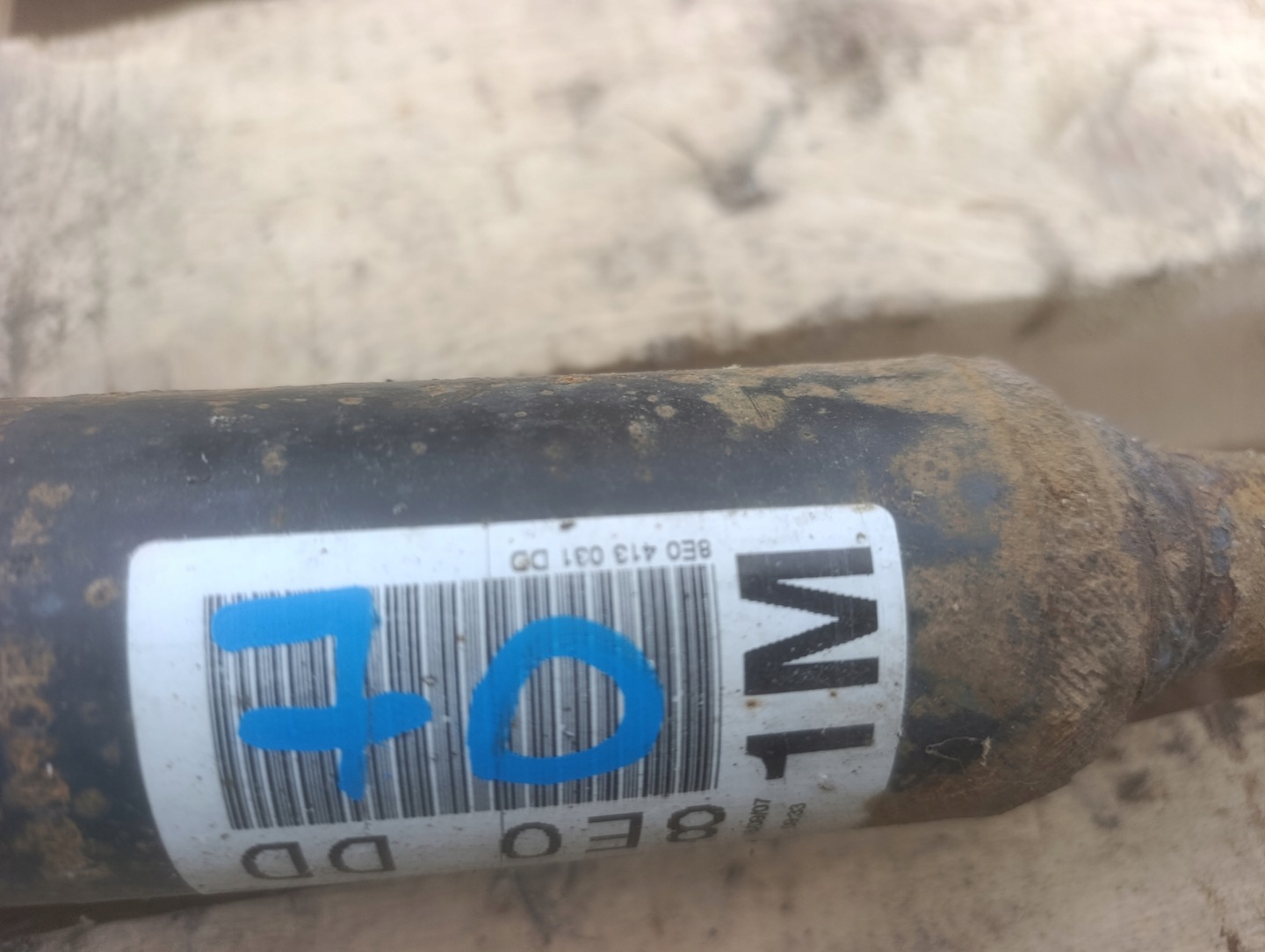 MACPHERSON shock absorber front front AUDI A4 B6 8E0413031DD 8E0DD