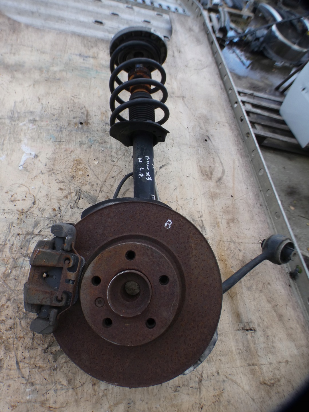 BMW X3 F25 X4 F26 swing McPherson right front