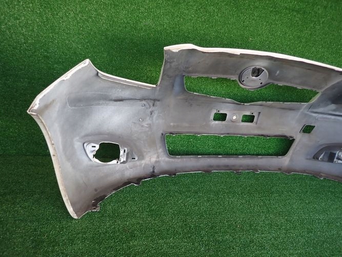 TOYOTA AYRIS II 09-12 FRONTSTOSSSTANGE VORNE