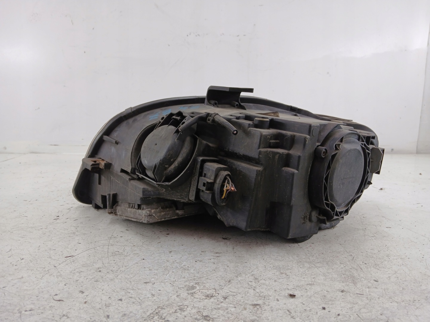 AUDI A4 B7 light right front BI XENON 8E0941030AS control unit LADNA