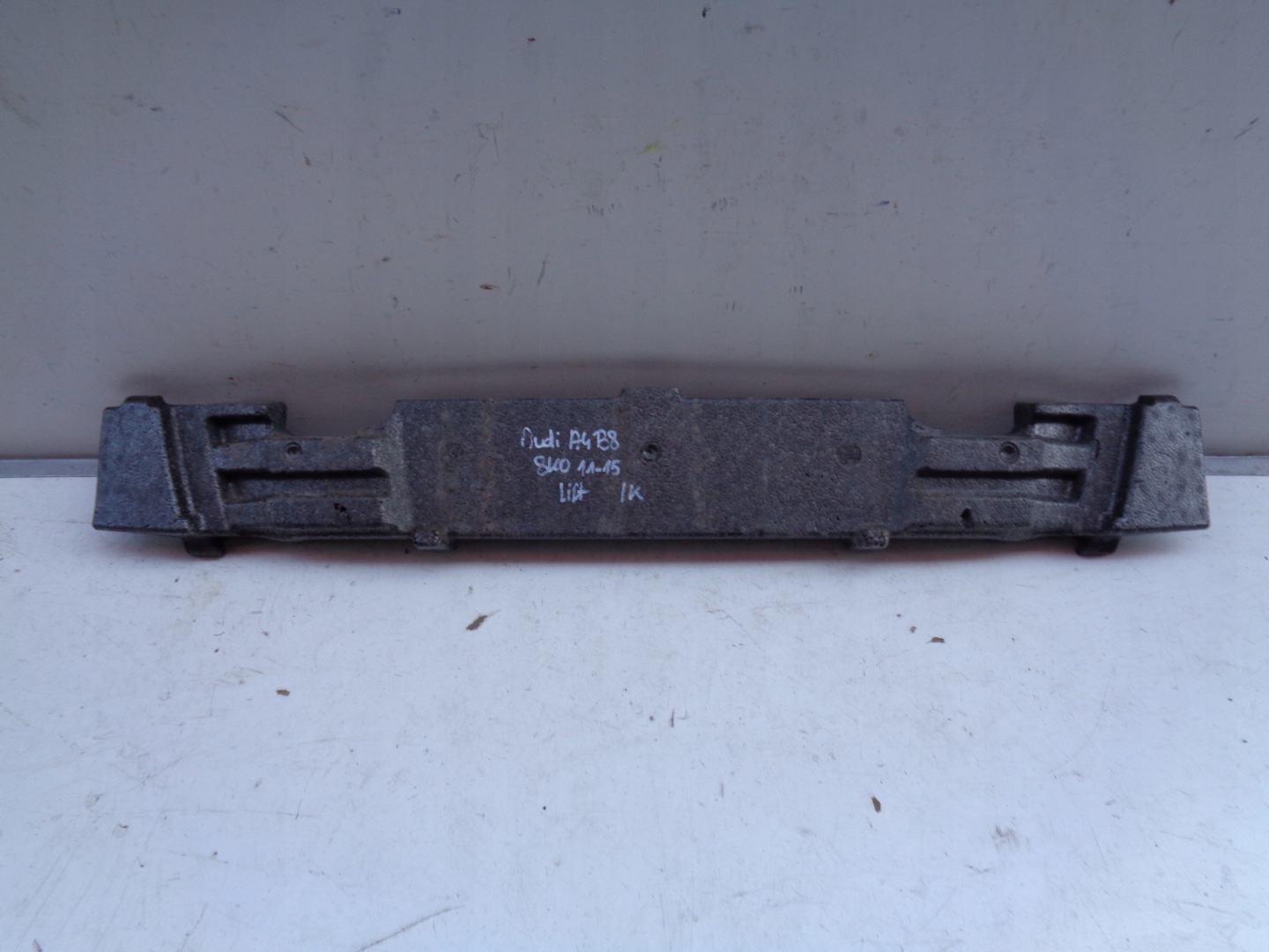 ABSORBER PIANKA DER STOSSSTANGE AUDI A4 B8 8K 11-15 LIFT