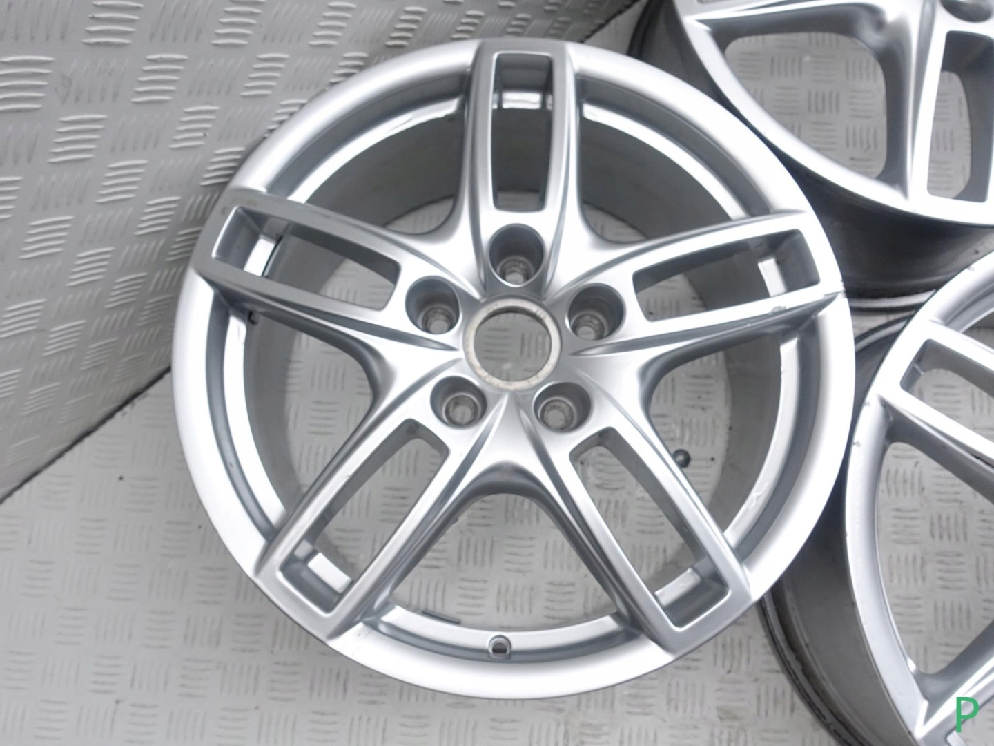 CAYENNE 7P5 TURBO GTS 7P5601025A 8,5Jx19 ET59