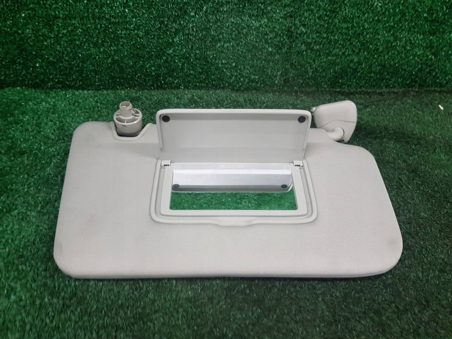 cover PRZECIWSLONECZNA right RENAULT KOLEOS 2 2018