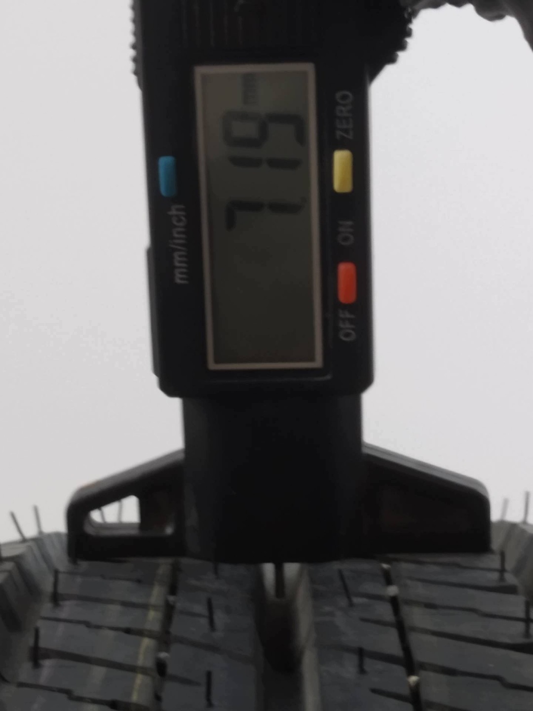 caoutchouc été DUNLOP SP10 175/65R14 (1702) 7.19