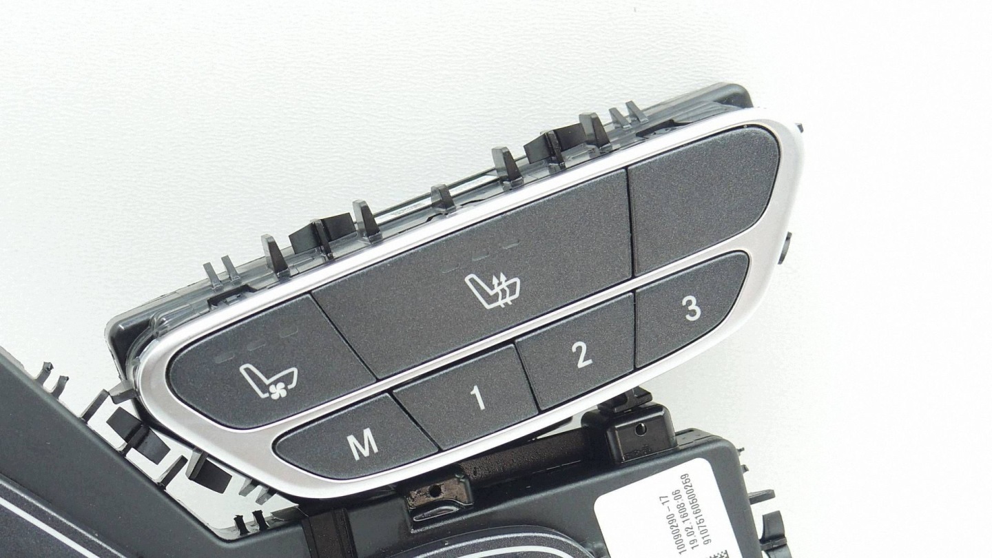switch of control seat left front MERCEDES S W222 A2229050501