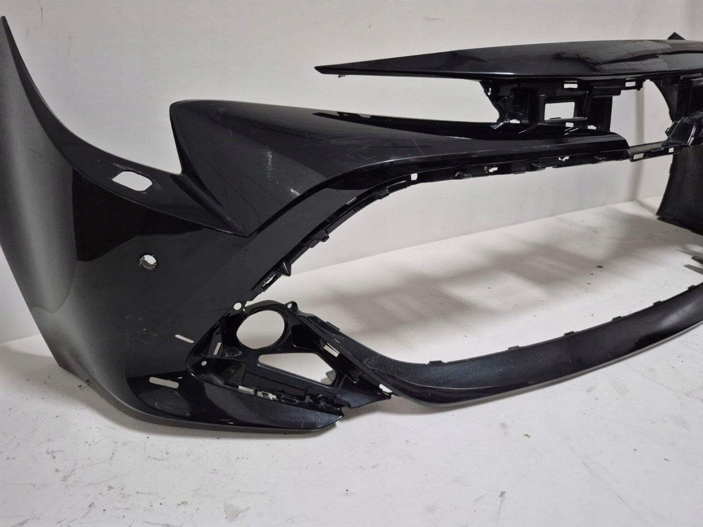 TOYOTA COROLLA XII 12 HB KOMBI LIFT 22-> bumper front front washer PDC