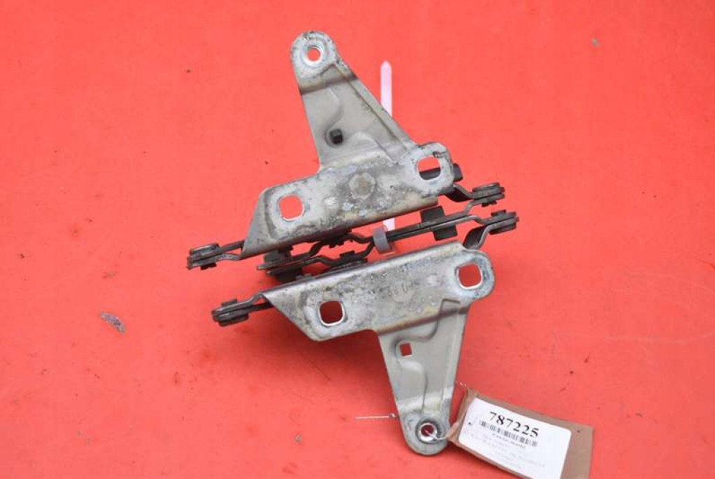 hinge bonnet hinges 5P0823301B SEAT TOLEDO 3 III 04-10