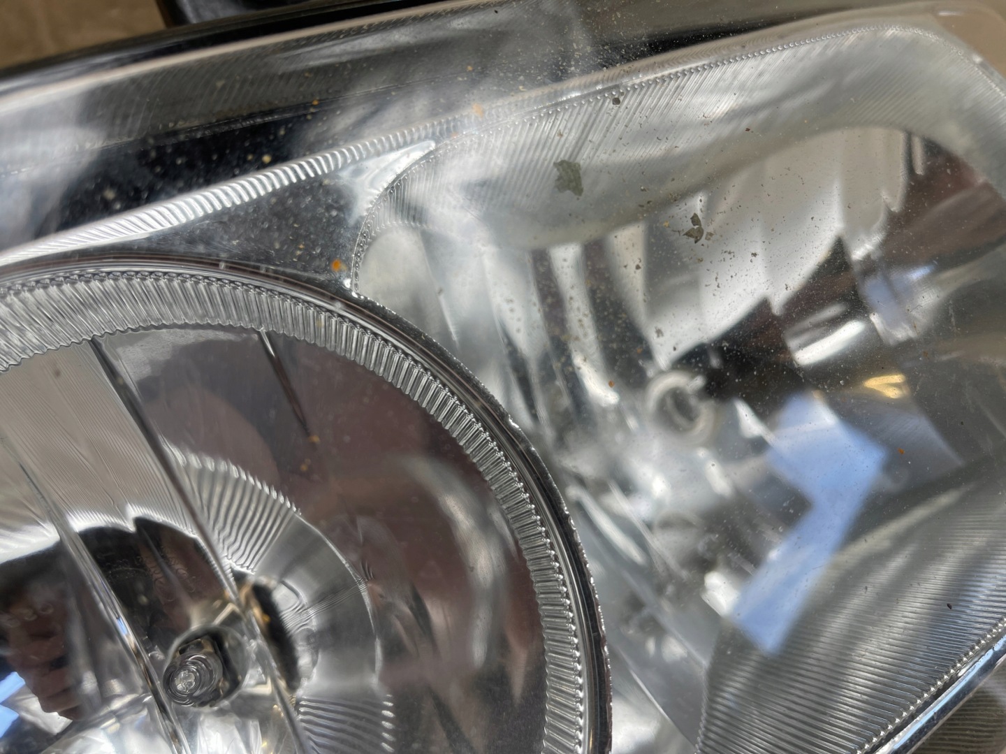 MERCEDES ATEGO 04- light front front left A9738202461 09.03.2013