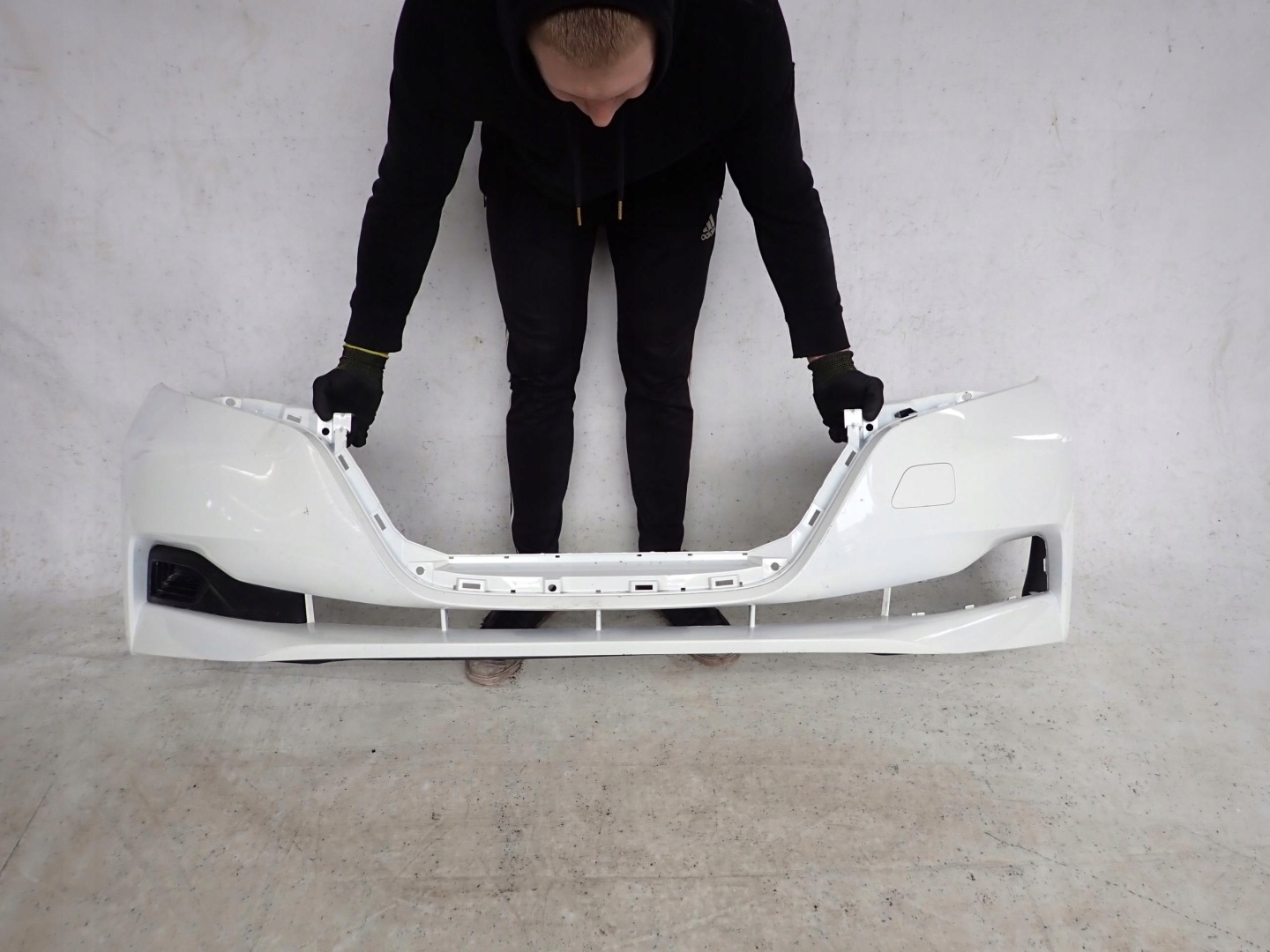 NISSAN LEAF II ZE1 17- bumper front front