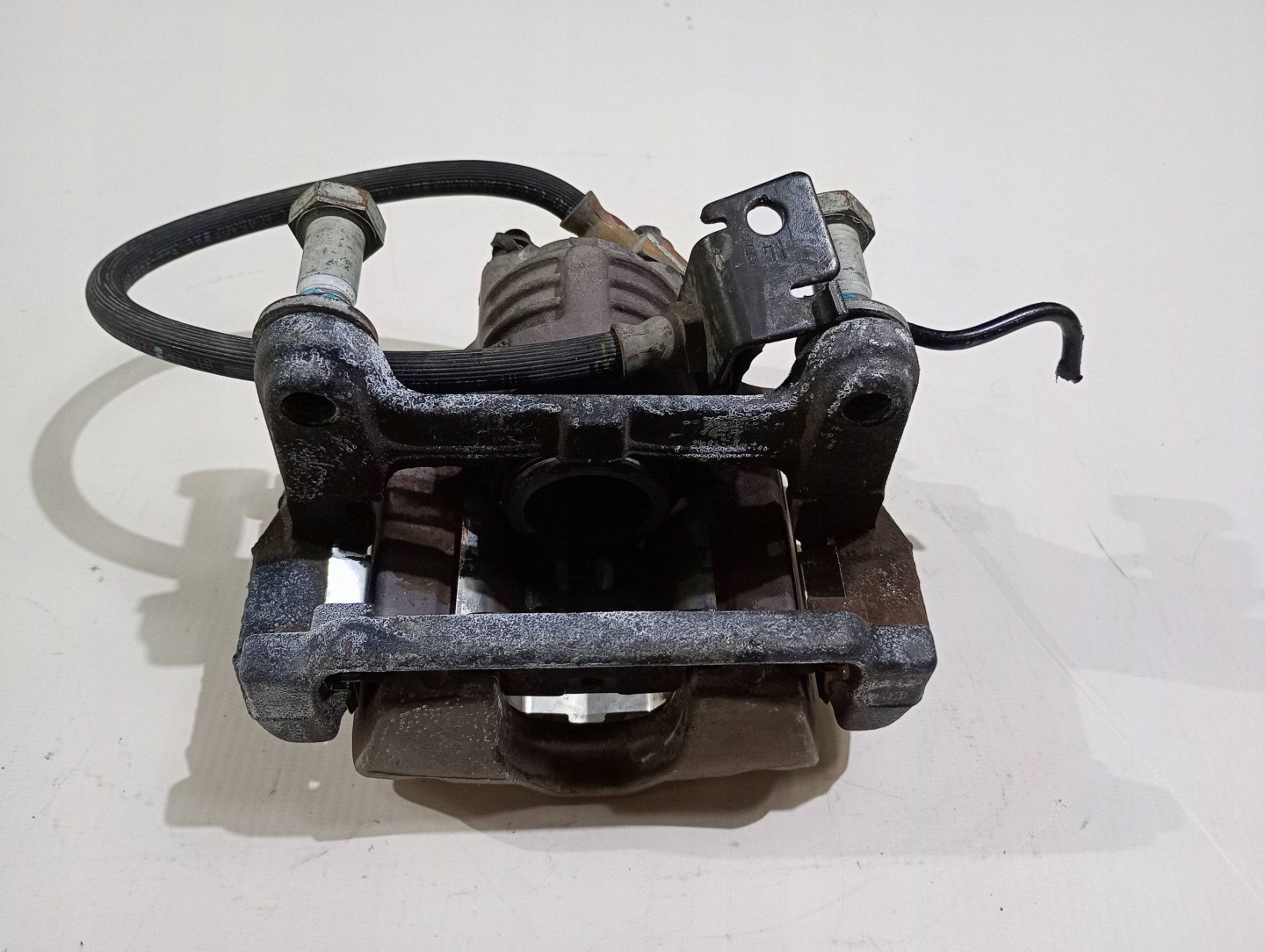 caliper brake left rear part rear left Chevrolet Corvette C6 2005-2013