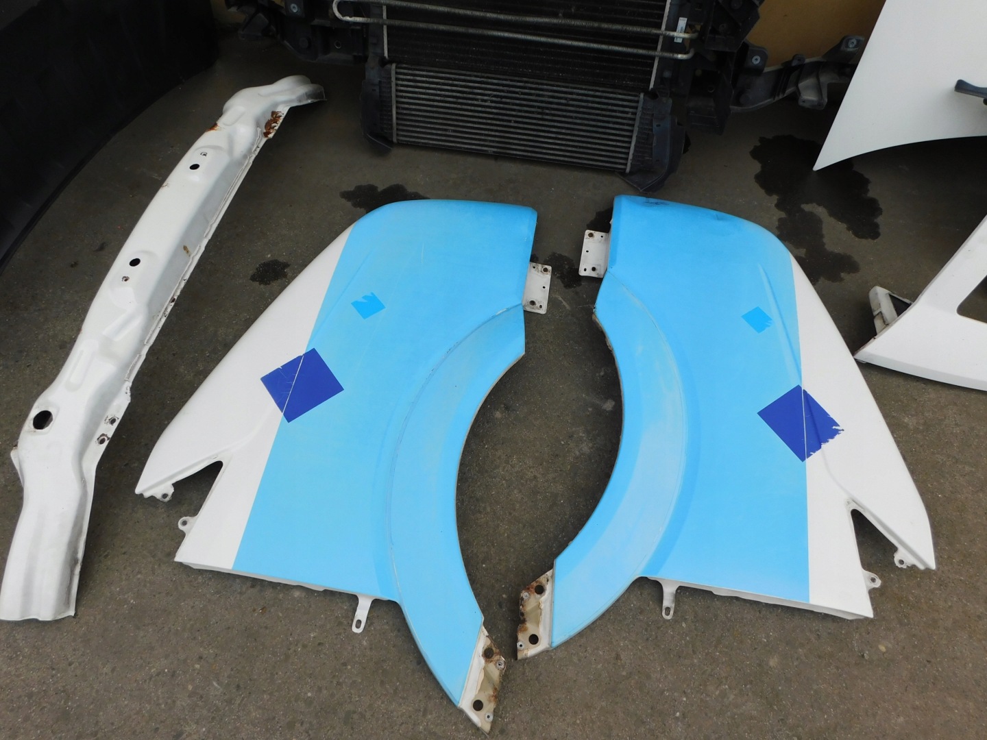 VW CRAFTER front complete lights bonnet radiator bumper pillar 06-12r
