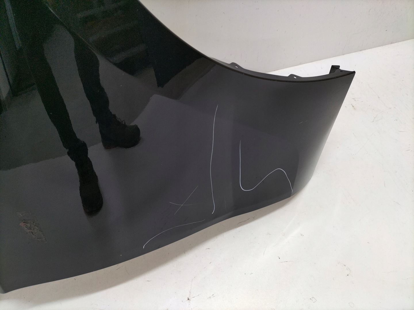fender front front right BMW 7 i7 G70 22
