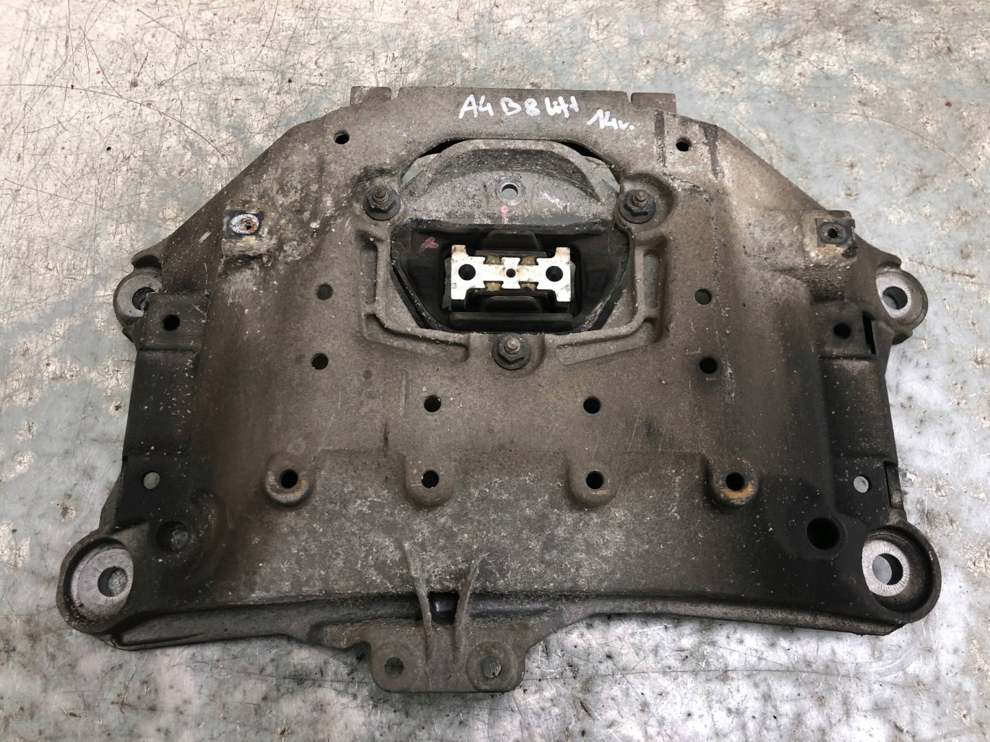 supporto Supporto cambio AUDI A4 B8 LIFT berlina 8K0399263BK