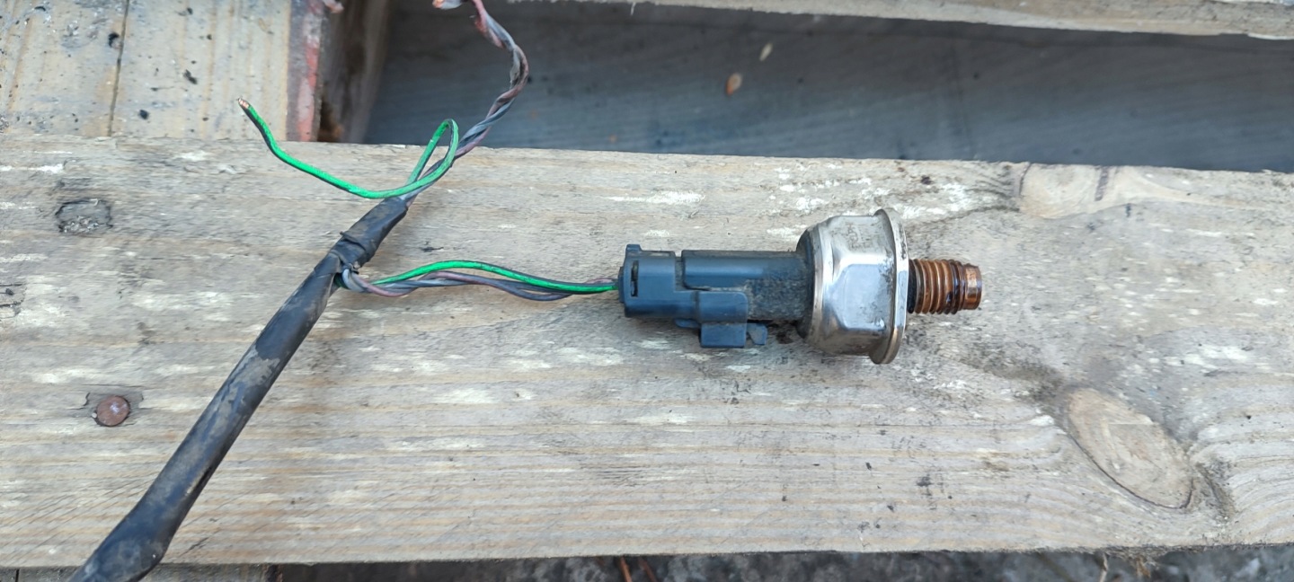 Capteur Pression Carburant FORD RENAULT 55PP03-01