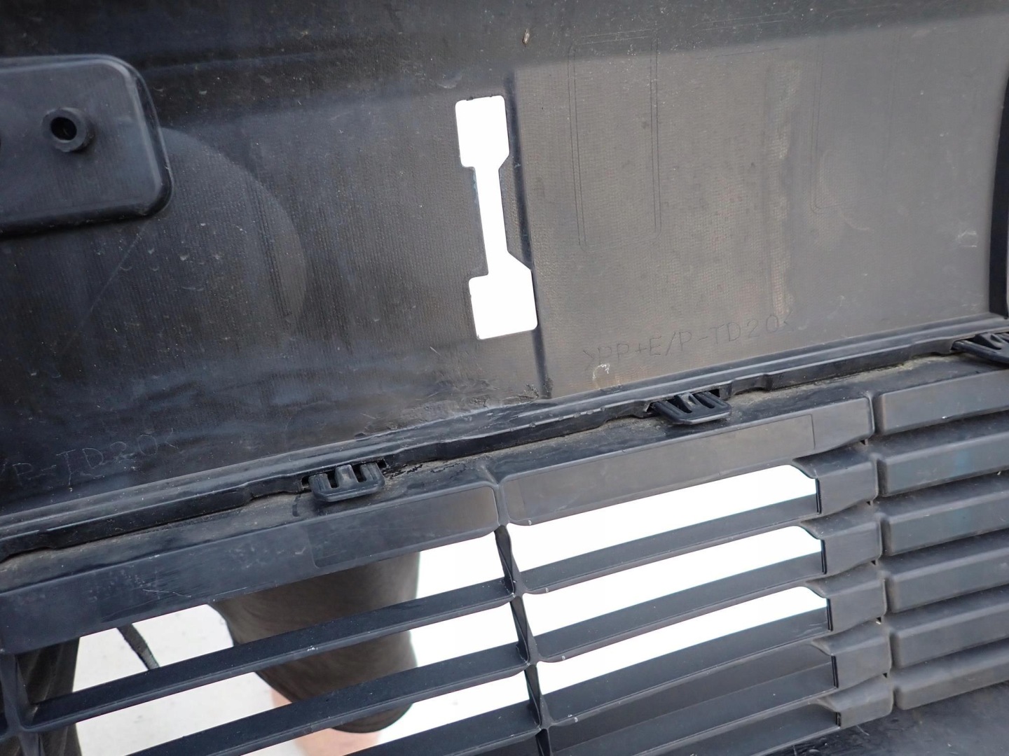 TOYOTA YARIS CROSS 20-> bumper front front PDC