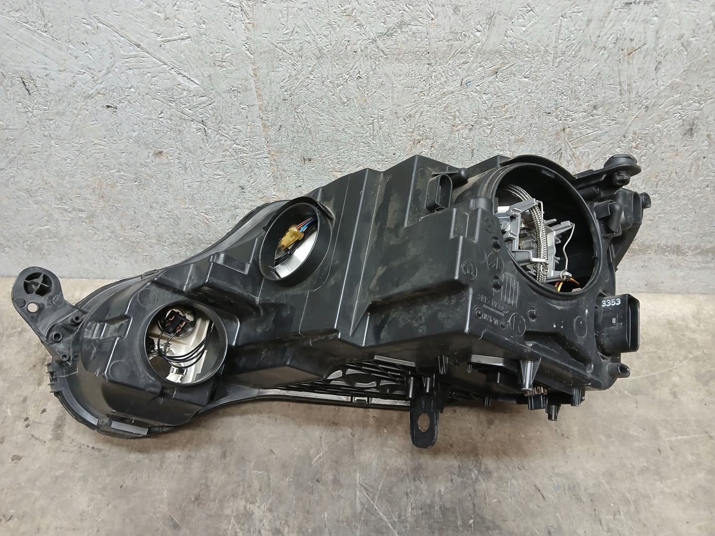 light front right SKODA YETI XENON 5L1941016B